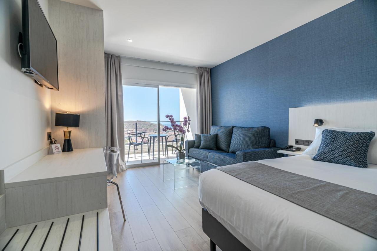 Ramada Resort By Wyndham El Puerto de Mazarrón 외부 사진